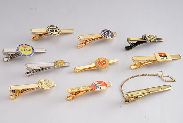 定制徽章的可以搭配的配件有哪些,徽章配件如何選擇？